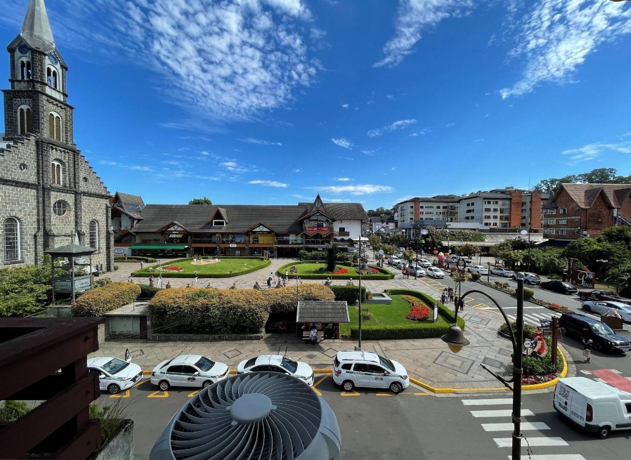 Apartamento Oppitz - No Coracao De Gramado Junto Da Rua Coberta Daire Dış mekan fotoğraf
